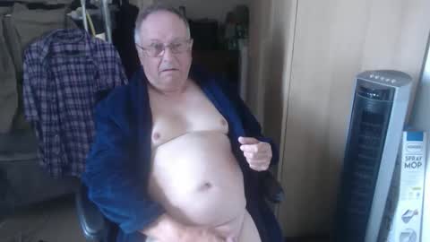 Snapshot of smoothmutton chatting on 18, 5, 2026 smoothmutton online show from 18, 5, 2026