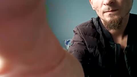 Sneakylildevils online show from 23, 4, 2026