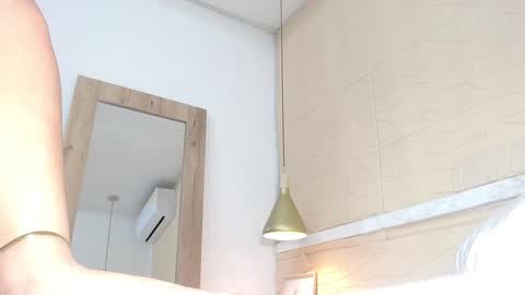 Hellen  online show from 14, 1, 2025