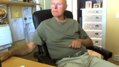 Snapshot of snickarn335731 chatting on 30, 6, 2026 snickarn335731 online show from 30, 6, 2026