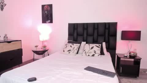 Snooky clintonn online show from 21, 2, 2025