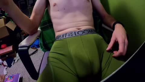 Snapshot of snoopdogg458 chatting on 4, 4, 2026 snoopdogg458 online show from 4, 4, 2026