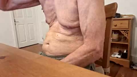 Snooty online show from 17, 10, 2025