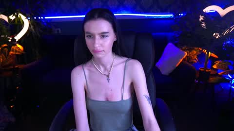 snow_whiteeex online show from 21, 1, 2025