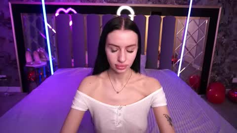 snow_whiteeex online show from 7, 2, 2026