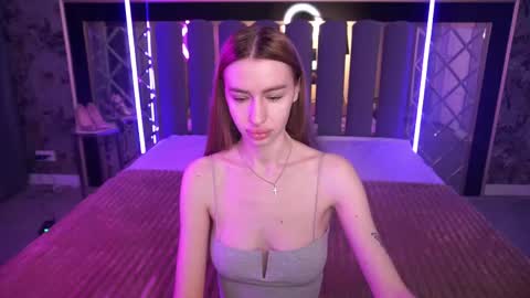 snow_whiteeex online show from 19, 5, 2026