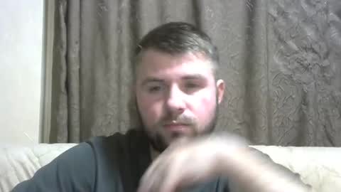 Snapshot of snowyqred chatting on 5, 10, 2025 Arthur online show from 5, 10, 2025