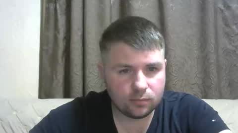 Snapshot of snowyqred chatting on 15, 11, 2025 Arthur online show from 15, 11, 2025