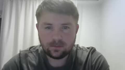 Snapshot of snowyqred chatting on 16, 3, 2026 Arthur online show from 16, 3, 2026