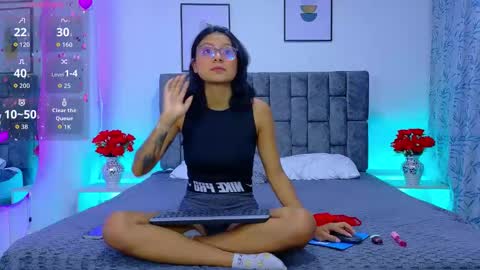 Snapshot of soffia_konig chatting on 24, 3, 2026 SOFFI AND CHISTOPHER online show from 24, 3, 2026
