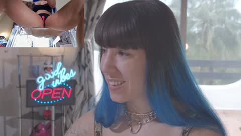 Sofi Mora online show from 9, 3, 2025