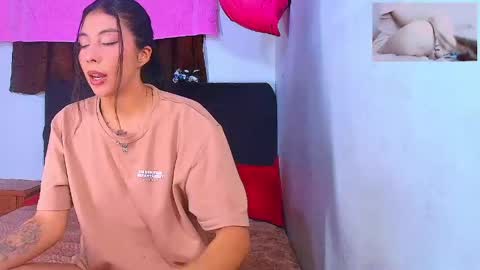 Snapshot of sofi_volkova chatting on 18, 7, 2026 Sofia online show from 18, 7, 2026