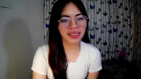 Snapshot of sofia_ava24 chatting on 4, 1, 2025 Chady online show from 4, 1, 2025