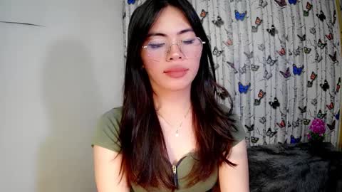 Snapshot of sofia_ava24 chatting on 5, 1, 2025 Chady online show from 5, 1, 2025