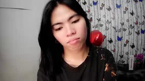 Snapshot of sofia_ava24 chatting on 8, 10, 2025 Chady online show from 8, 10, 2025