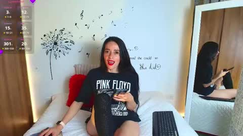 Sofia Kuleth  online show from 26, 11, 2025