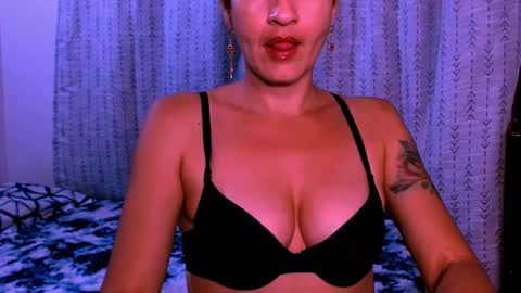 Sofia  online show from 4, 2, 2025