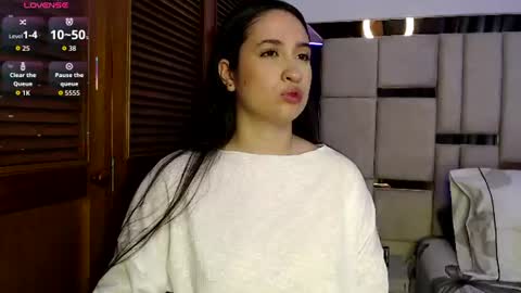 Snapshot of sofiaduque_26 chatting on 8, 6, 2026 sofiaduque_26 online show from 8, 6, 2026