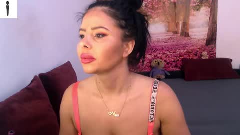 sofialiub online show from 17, 12, 2024