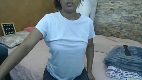 Snapshot of sofianena chatting on 25, 2, 2025 love online show from 25, 2, 2025