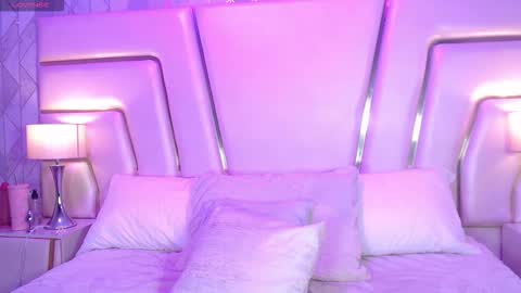 Sofia Stanley online show from 16, 11, 2025