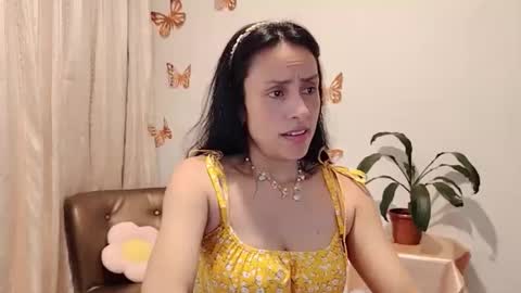 Sofi Bella online show from 20, 10, 2025