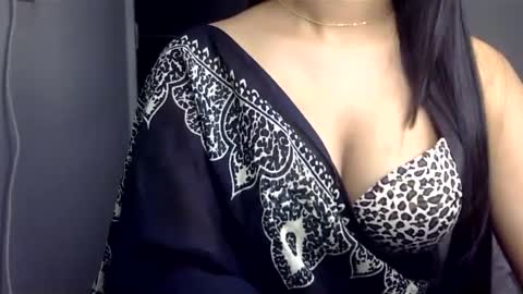 Snapshot of sofie_diva chatting on 20, 1, 2025 divya online show from 20, 1, 2025