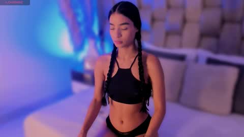  sofie  online show from 4, 12, 2025