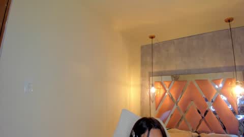 Snapshot of sofii_miller_ chatting on 20, 12, 2024 online show from 20, 12, 2024