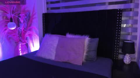 Sofia online show from 25, 2, 2025