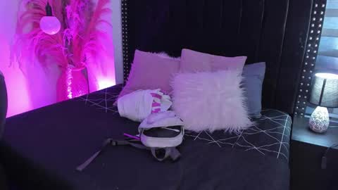 Sofia online show from 5, 3, 2025