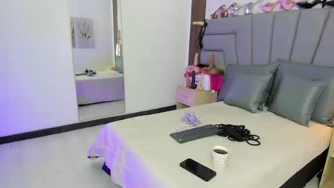 Snapshot of sofiperez_ chatting on 12, 6, 2026 online show from 12, 6, 2026