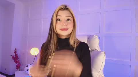 Snapshot of sofly_s chatting on 3, 7, 2026 Sofi online show from 3, 7, 2026