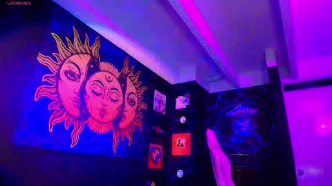 Snapshot of sofnicol_ chatting on 18, 5, 2026 Nicol online show from 18, 5, 2026