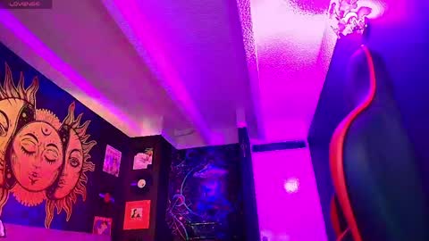 Snapshot of sofnicol_ chatting on 30, 5, 2026 Nicol online show from 30, 5, 2026