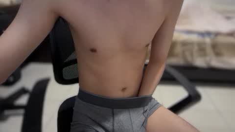 Snapshot of softedge04 chatting on 7, 2, 2026 softedge04 online show from 7, 2, 2026