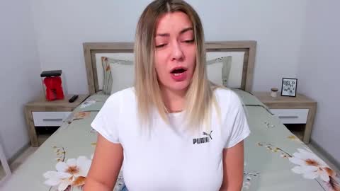 Snapshot of softpleasurex1 chatting on 9, 12, 2024 Softpleasurex online show from 9, 12, 2024