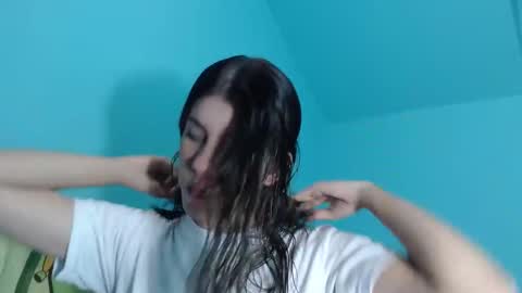 Snapshot of sol9931 chatting on 4, 3, 2025 sol9931 online show from 4, 3, 2025