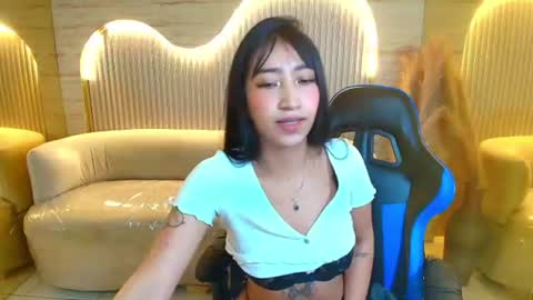 Snapshot of sol__r chatting on 8, 7, 2026 Sun online show from 8, 7, 2026