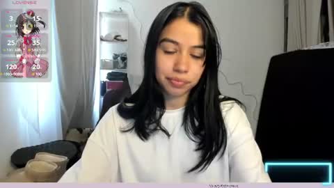 Snapshot of sol_lunaa23 chatting on 28, 7, 2026 sol online show from 28, 7, 2026