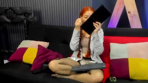 Snapshot of sol_radiant chatting on 13, 6, 2026 Sol radiant online show from 13, 6, 2026