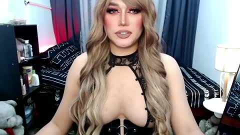 Snapshot of solacegoddess chatting on 31, 5, 2026 SOLACE SOLANA online show from 31, 5, 2026