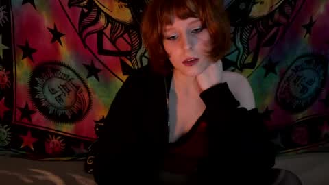 Annie online show from 25, 5, 2026