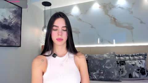 Snapshot of solavelar chatting on 16, 6, 2026 Sol Avelar online show from 16, 6, 2026