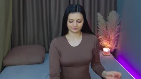 Snapshot of solazolaa chatting on 12, 4, 2026 Sonya online show from 12, 4, 2026
