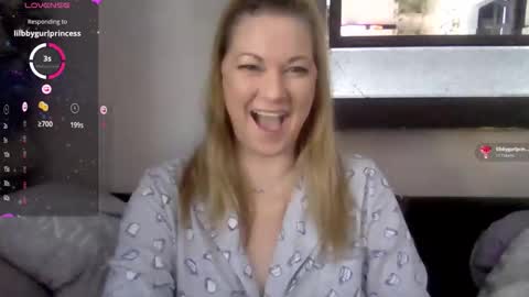 solesticia online show from 10, 11, 2025