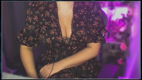 Gaby Solis online show from 11, 11, 2025