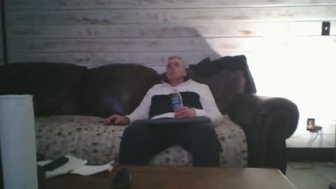 Snapshot of solodolo2020 chatting on 24, 12, 2024 I love watching beautiful women play with themselves online show from 24, 12, 2024