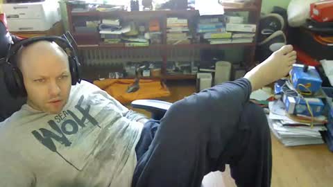 Tom online show from 27, 2, 2025