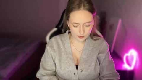 Snapshot of sonibear chatting on 4, 3, 2026 OksiFels online show from 4, 3, 2026